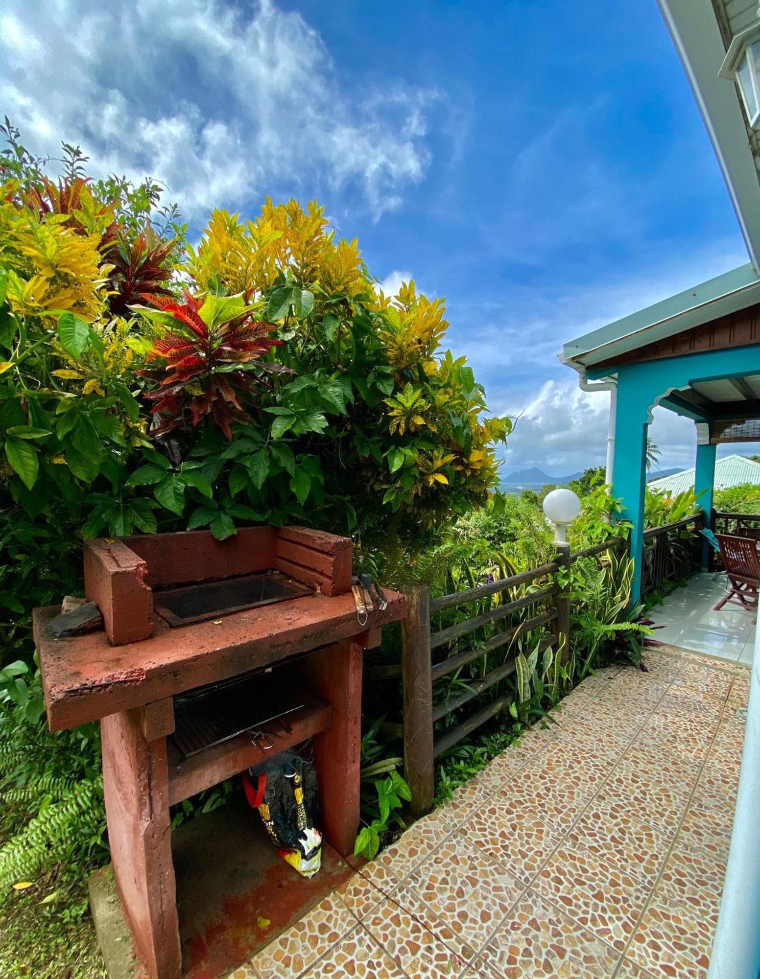 Les Villas Pameyaque 2 F2 Avec 1 Piscine Et 1 F3 Avec 1 Piscine, Superbe Vue Sur La Mer Riviere-Salee エクステリア 写真