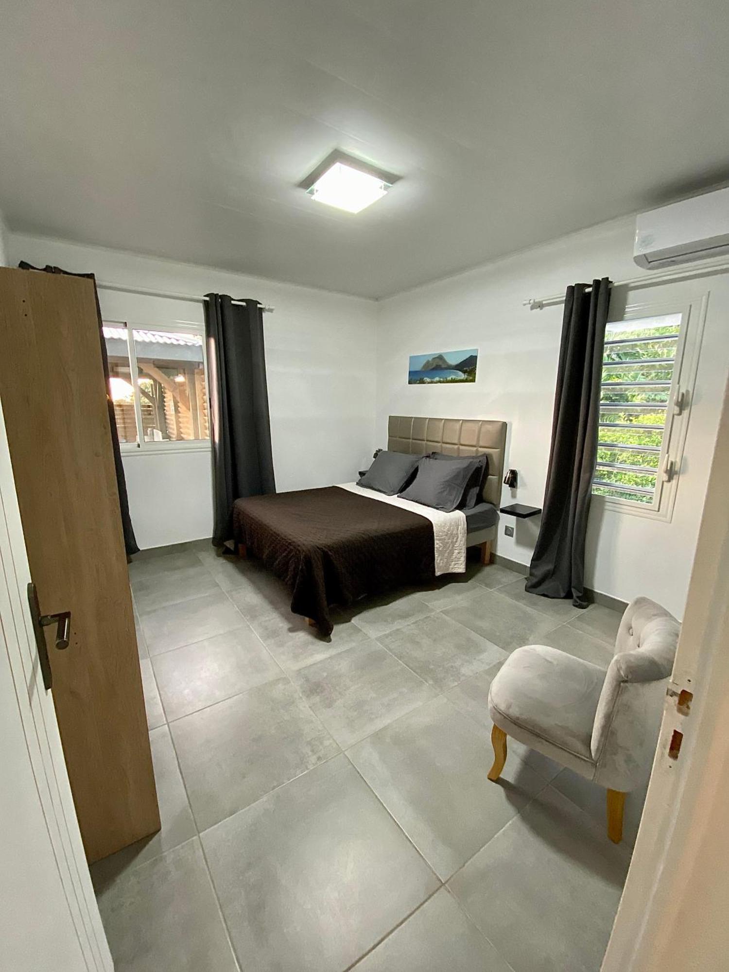 Les Villas Pameyaque 2 F2 Avec 1 Piscine Et 1 F3 Avec 1 Piscine, Superbe Vue Sur La Mer Riviere-Salee エクステリア 写真